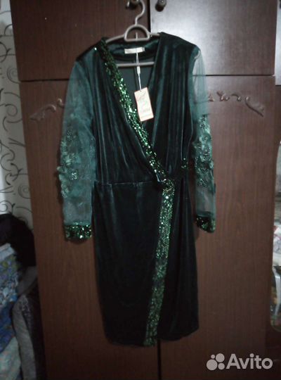 Вечернее платье