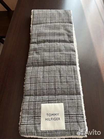 Шарф оригинал Tommy Hilfiger