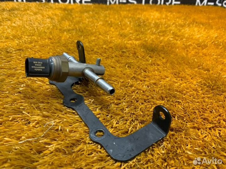 Датчик давления топлива Land Rover Range Rover