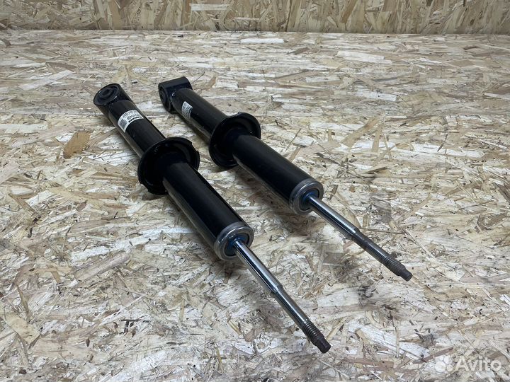 Амортизатор передний Land Rover Discover IV