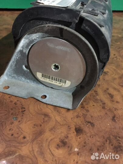 Подушка безопасности на торпедо Mercedes W202