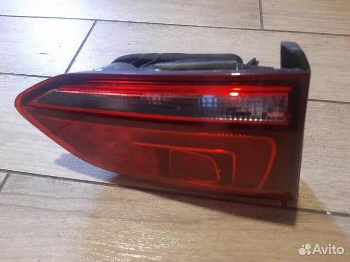 Фонарь задний левый Volkswagen Golf Variant MK7
