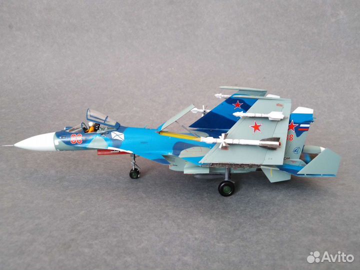 Модель самолета Су-33