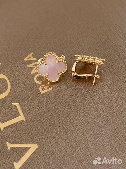 Золотые серьги van cleef