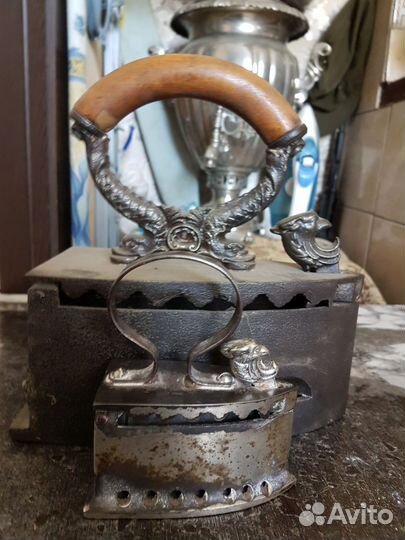 Утюги старинные