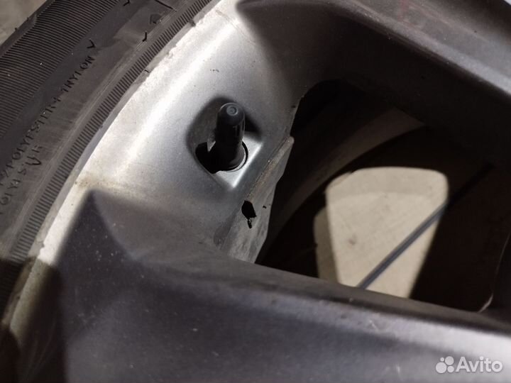 Hankook I'Pike RW11 215/60 R17