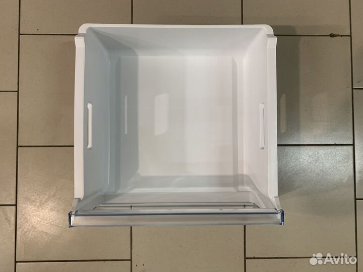 Средний ящик в морозильную камеру Bosch