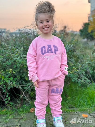 Костюм GAP