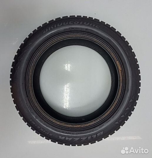 Bridgestone Blizzak Spike-01 205/55 R16