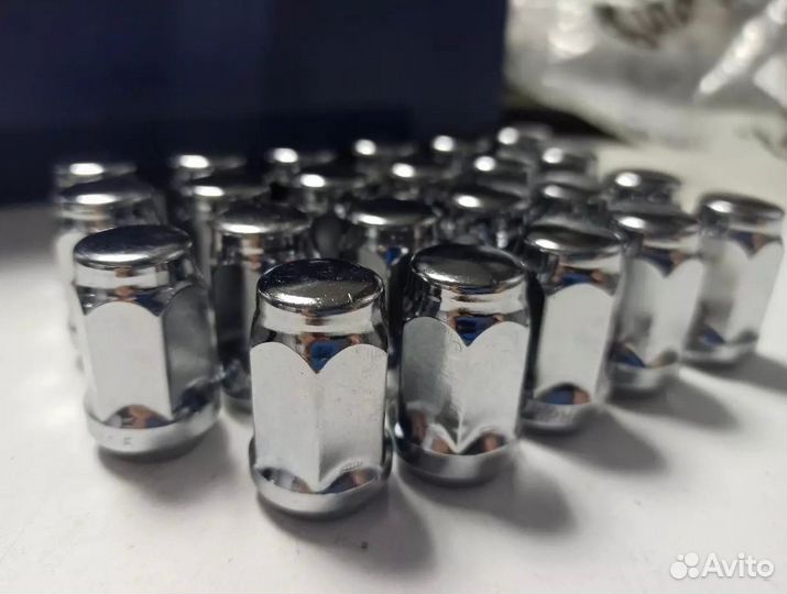 Колёсный крепёж (болты гайки) в наличии