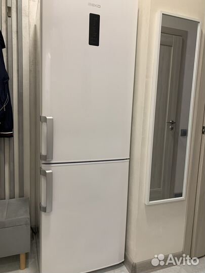 Холодильник бу beko