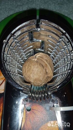 Орехаколка