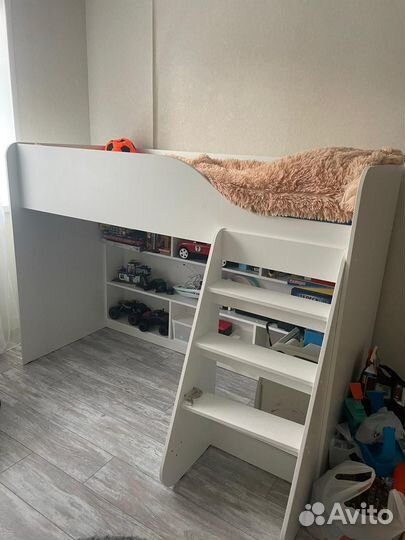 Кровать-чердак