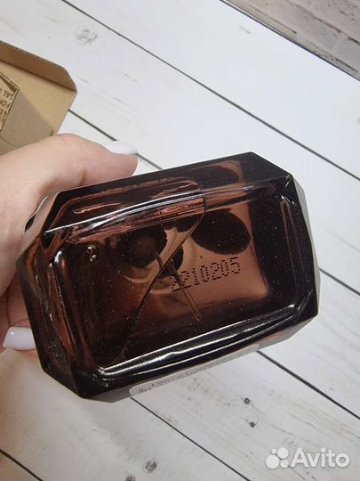 Versace crystal noir