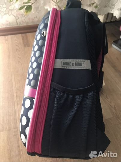 Рюкзак школьный