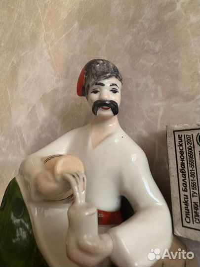 Фарфоровые статуэтки