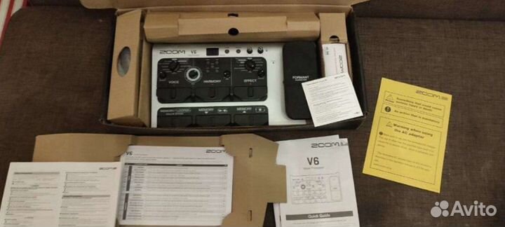 Zoom V6 вокальный процессор с микрофоном