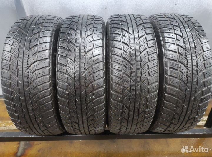 Kumho I'Zen RV Stud KC16 215/60 R17 112V