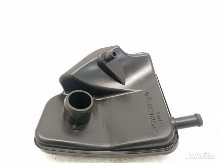 Резонатор воздушного фильтра Mitsubishi Delica D:5