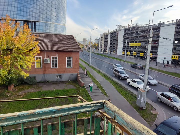 Комната 18 м² в 6-к., 3/4 эт.