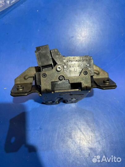 Замок багажника Opel Astra-J