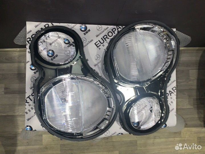 Стекло фары переднее Mercedes-Benz E-Class W210