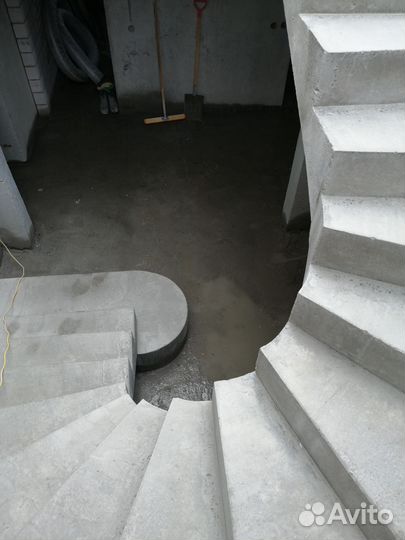 Бетонные монолитные лестницы любой сложности