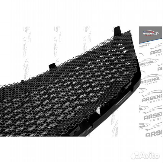 Маска (решетка радиатора) 