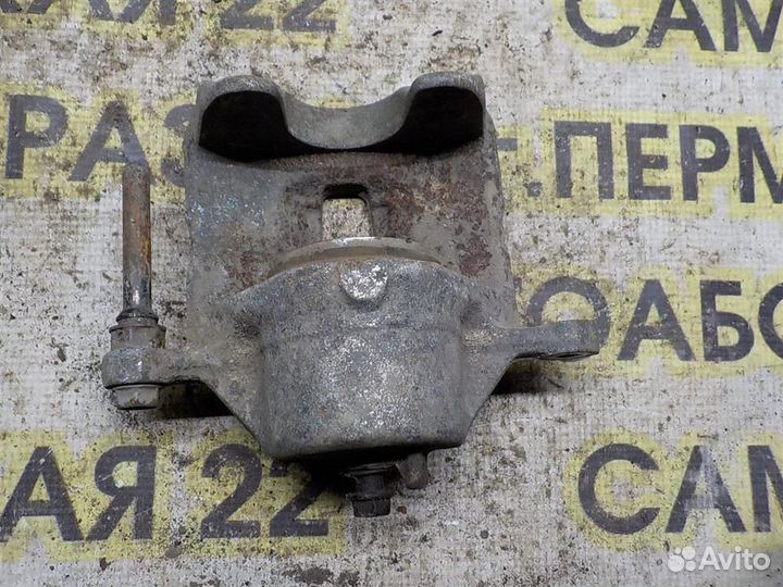 Суппорт передний правый Hyundai Tucson (JM) 2004