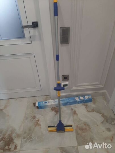 Швабра с отжимом Новая