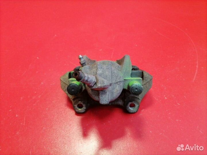 Суппорт передний левый Renault Logan L8 K7M 2015