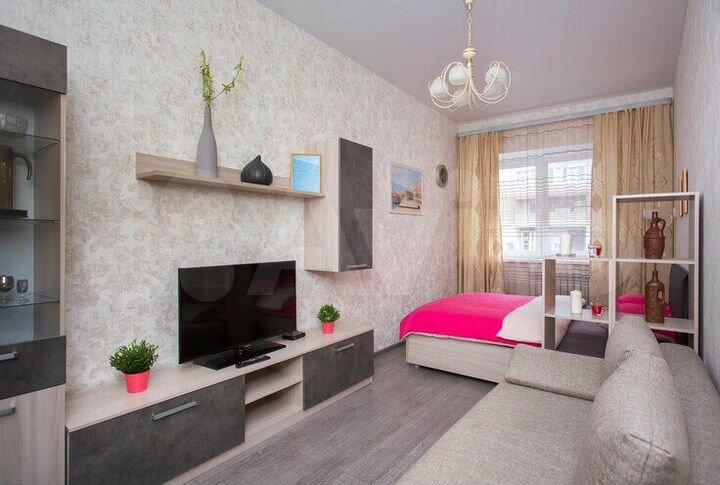 1-к. квартира, 42 м², 1/3 эт.