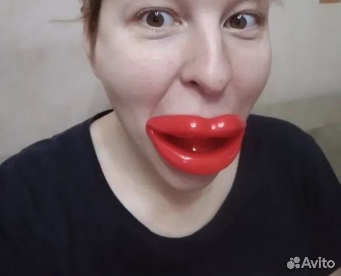 Для подтяжки мышц лица и для прикола