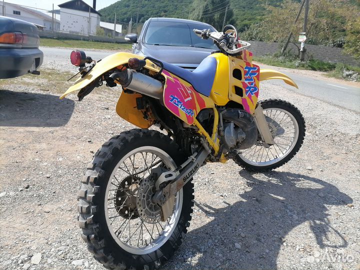 Suzuki TS 125