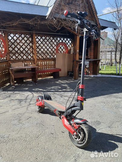 Самокат взрослый электрический бу