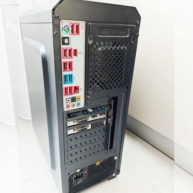 FX 9370(i7)\8 ядер\8gb\Radeon HD 5750
