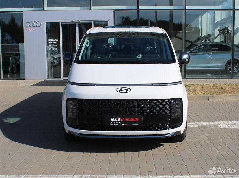 Hyundai Staria 2.2 AT, 2024