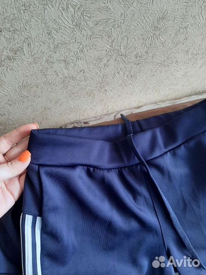 Спортивный костюм женский