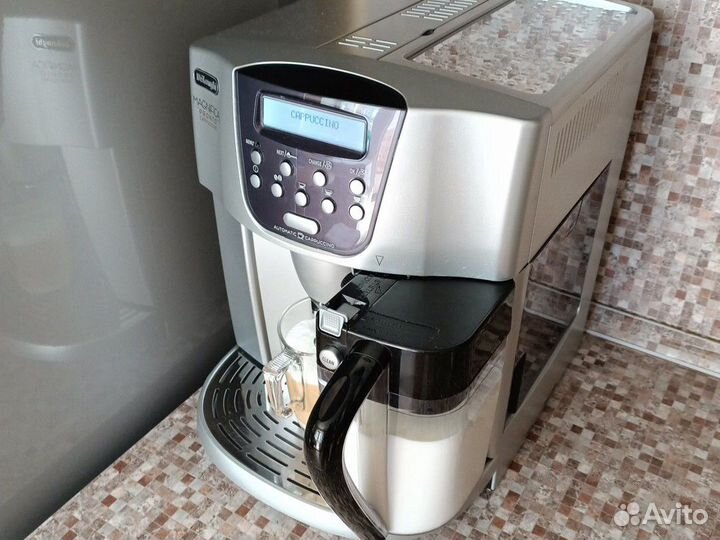 Кофемашина Delonghi Magnifica Pronto Cappuccino