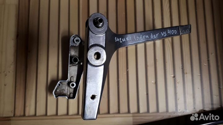 Спинка пассажира Suzuki VS400 intruder