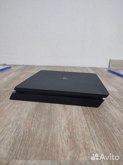 Sony PS4 slim 1tb