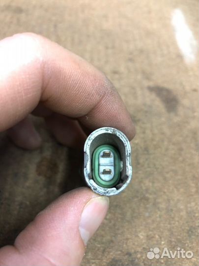 Датчик давления гидроусилителя Renault Duster