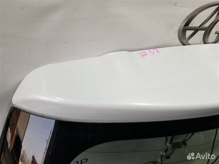 Крышка багажника Suzuki SX4