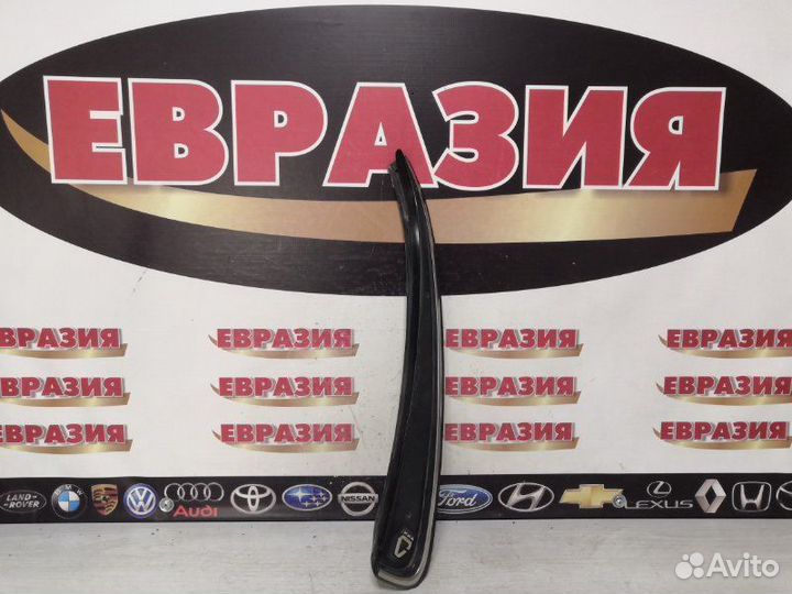 Молдинг кузова задний левый Toyota Corolla AE110