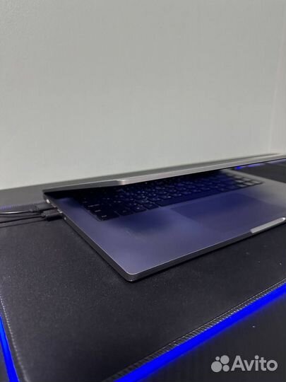 Ноутбук Xiaomi mi notebook pro 15.6 i7-8550U GTX 1