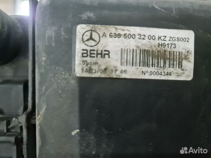 Радиатор охлаждения Mercedes W639 OM646