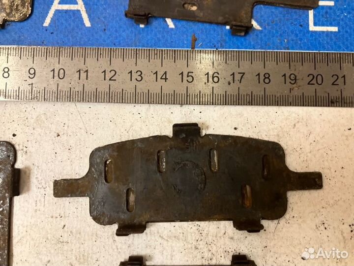 Пластины антискрипные комплект Infiniti