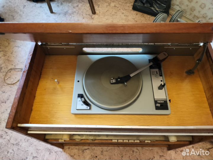 Радиола Rigonda