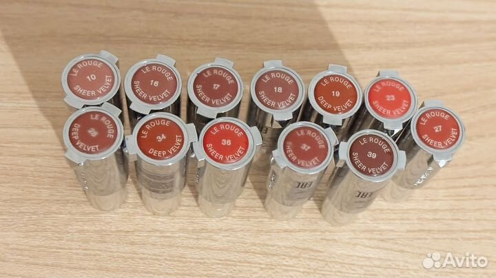 Помада givenchy le rouge