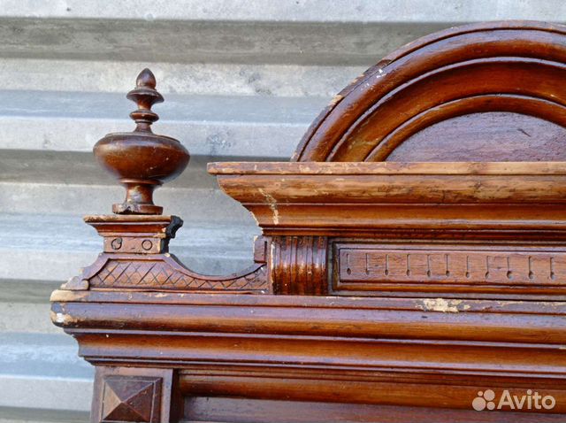 Старинное антикварное зеркало